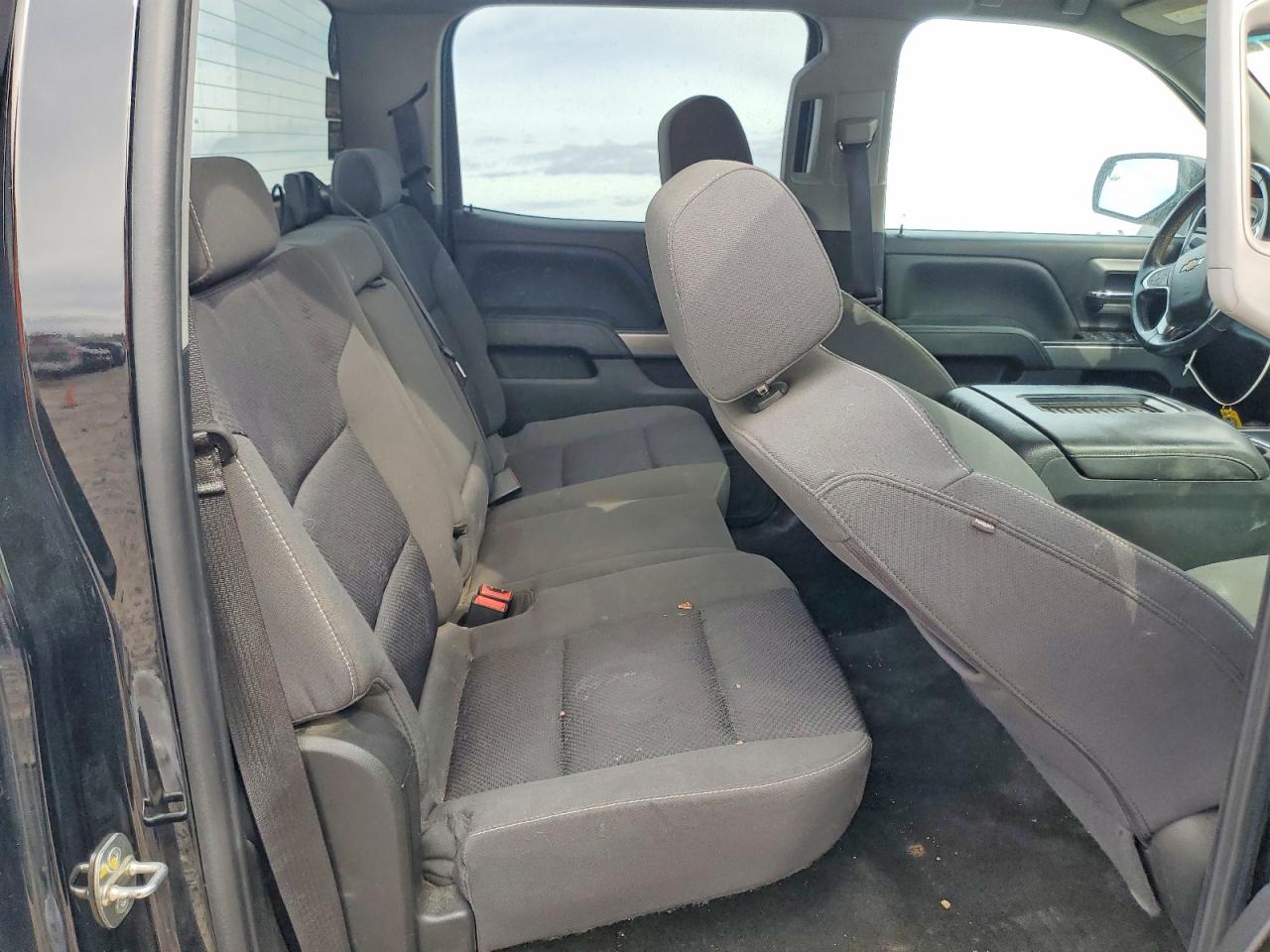 2018 CHEVROLET SILVERADO K1500 LT photo 10