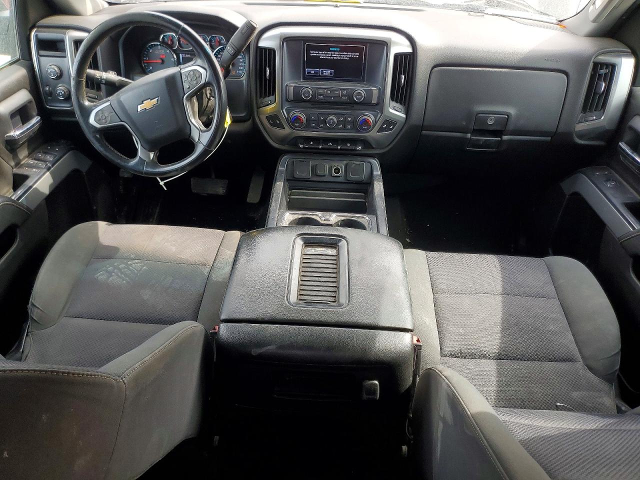 2018 CHEVROLET SILVERADO K1500 LT photo 8