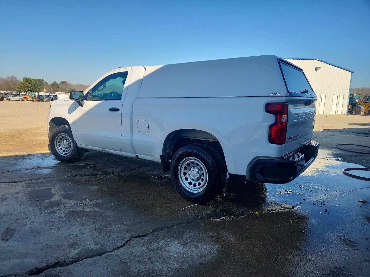2023 CHEVROLET SILVERADO C1500 photo 2