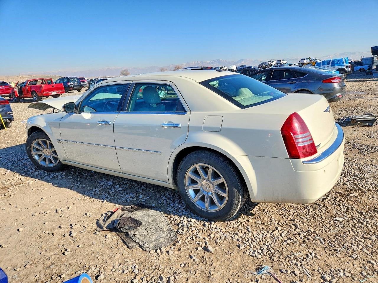2006 CHRYSLER 300C photo 3