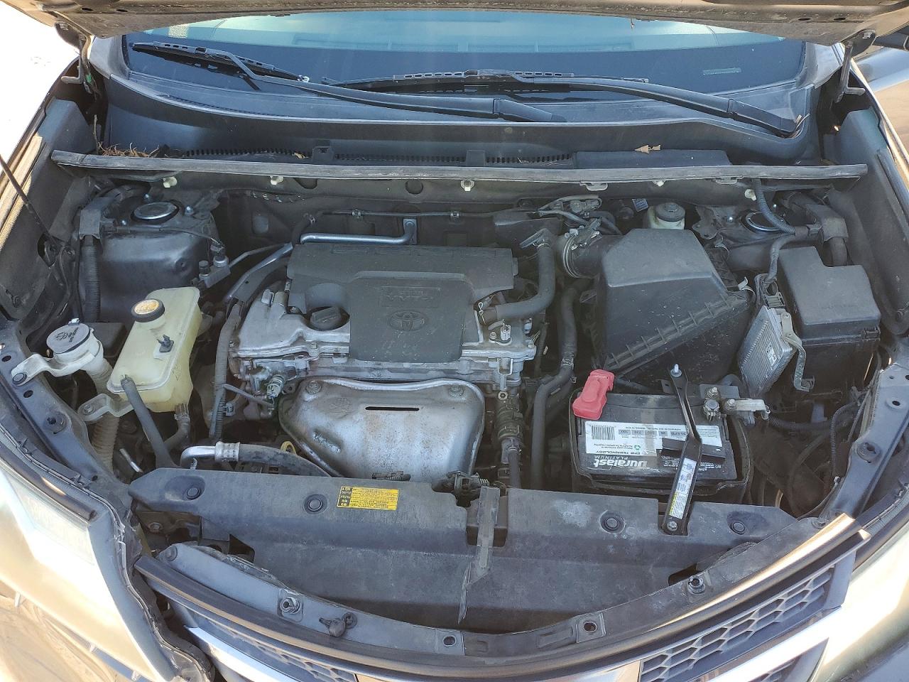 2014 TOYOTA RAV4 XLE photo 12