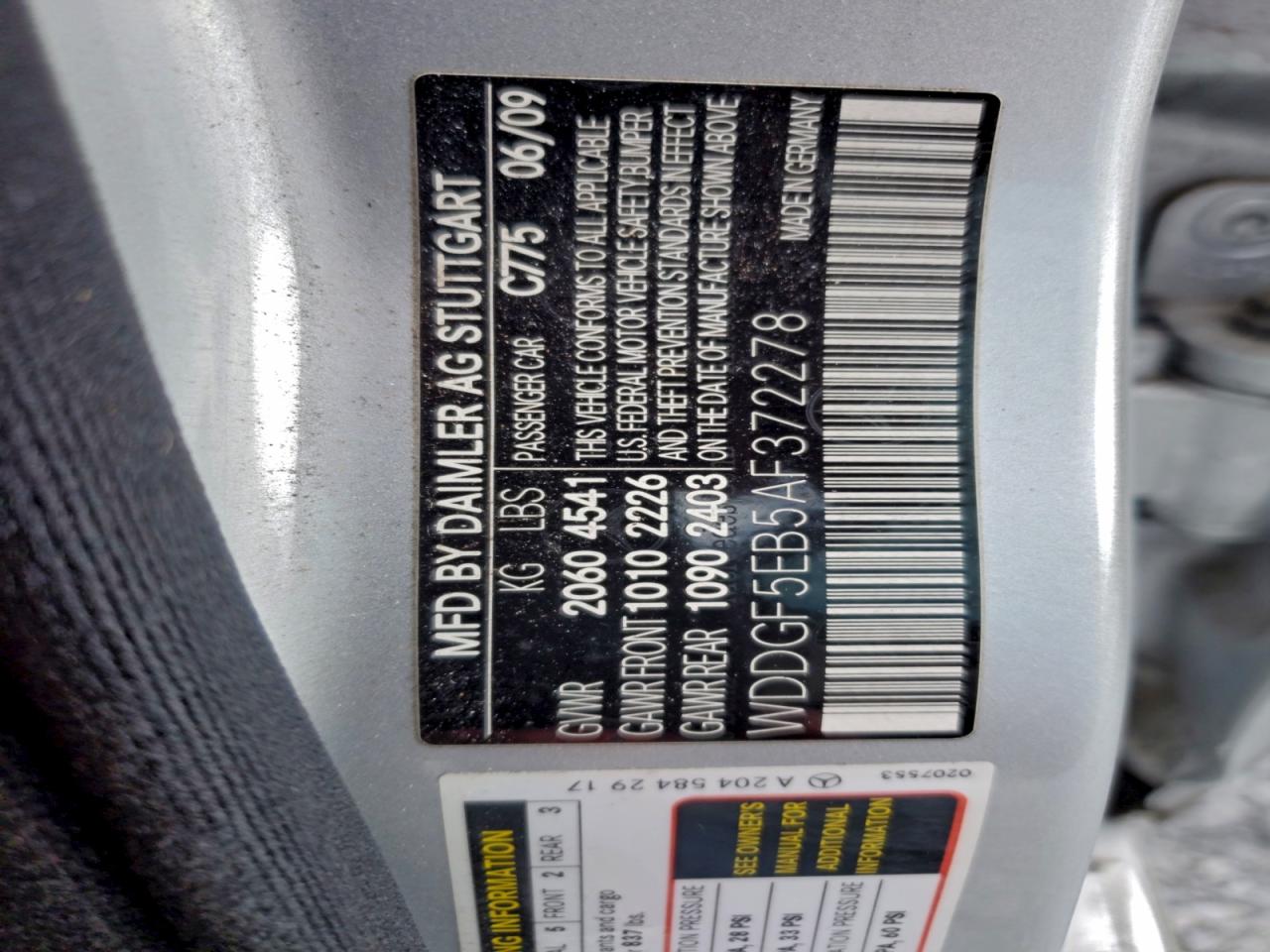 2010 MERCEDES-BENZ C 300 photo 13