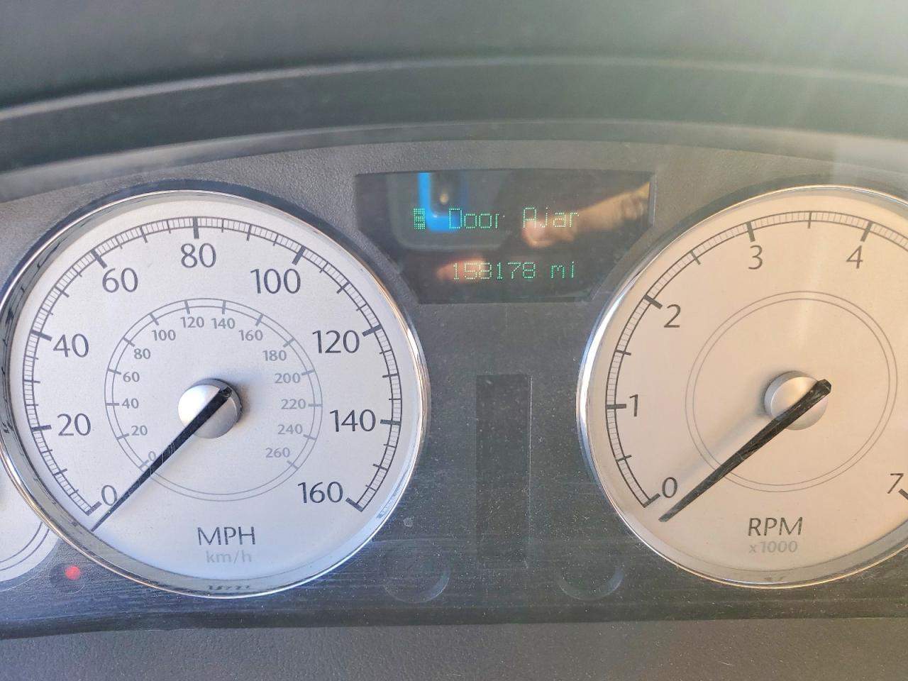 2005 CHRYSLER 300C photo 9