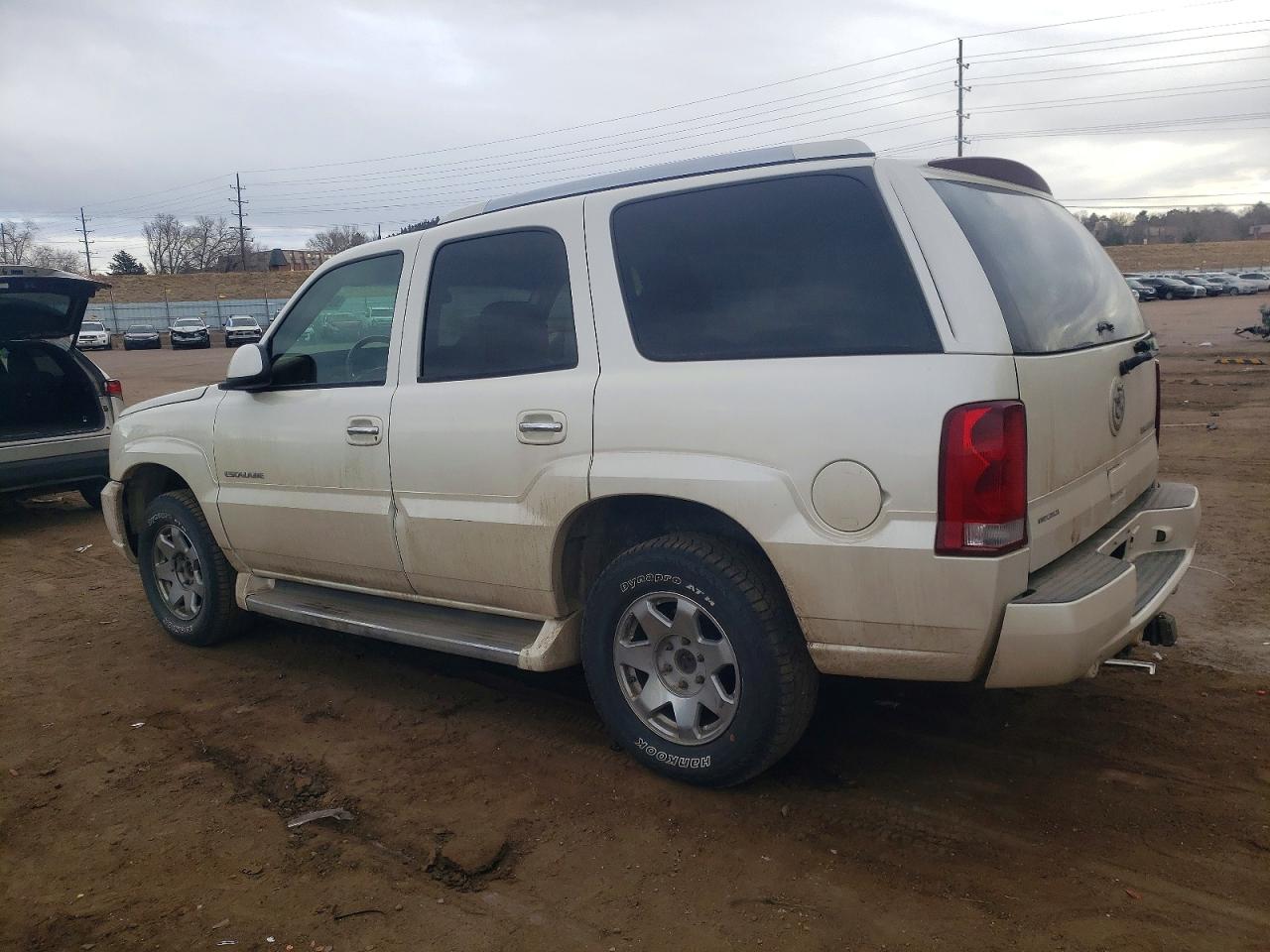 2005 CADILLAC ESCALADE LUXURY photo 3