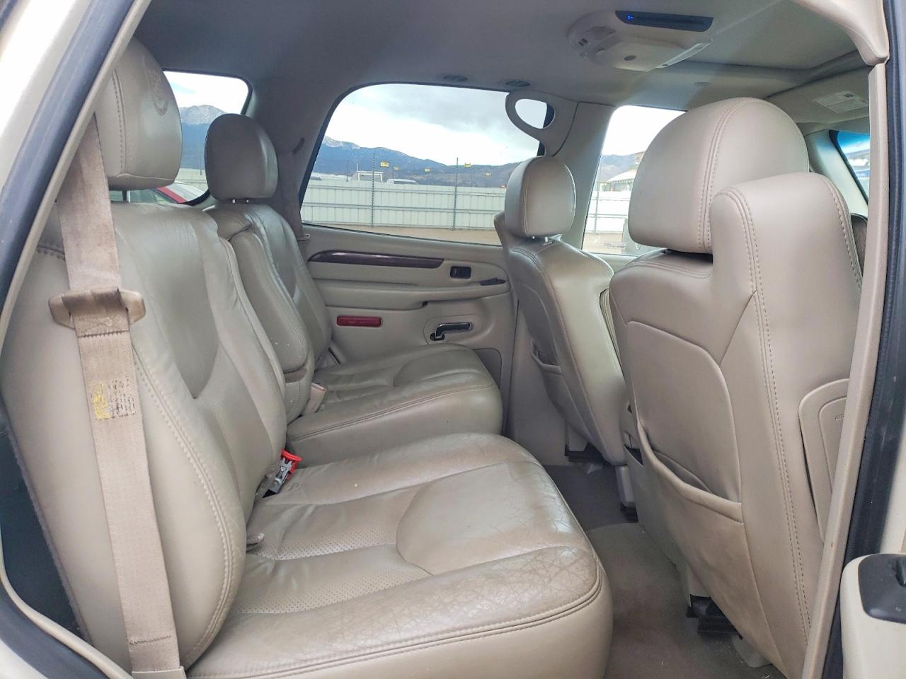 2005 CADILLAC ESCALADE LUXURY photo 19