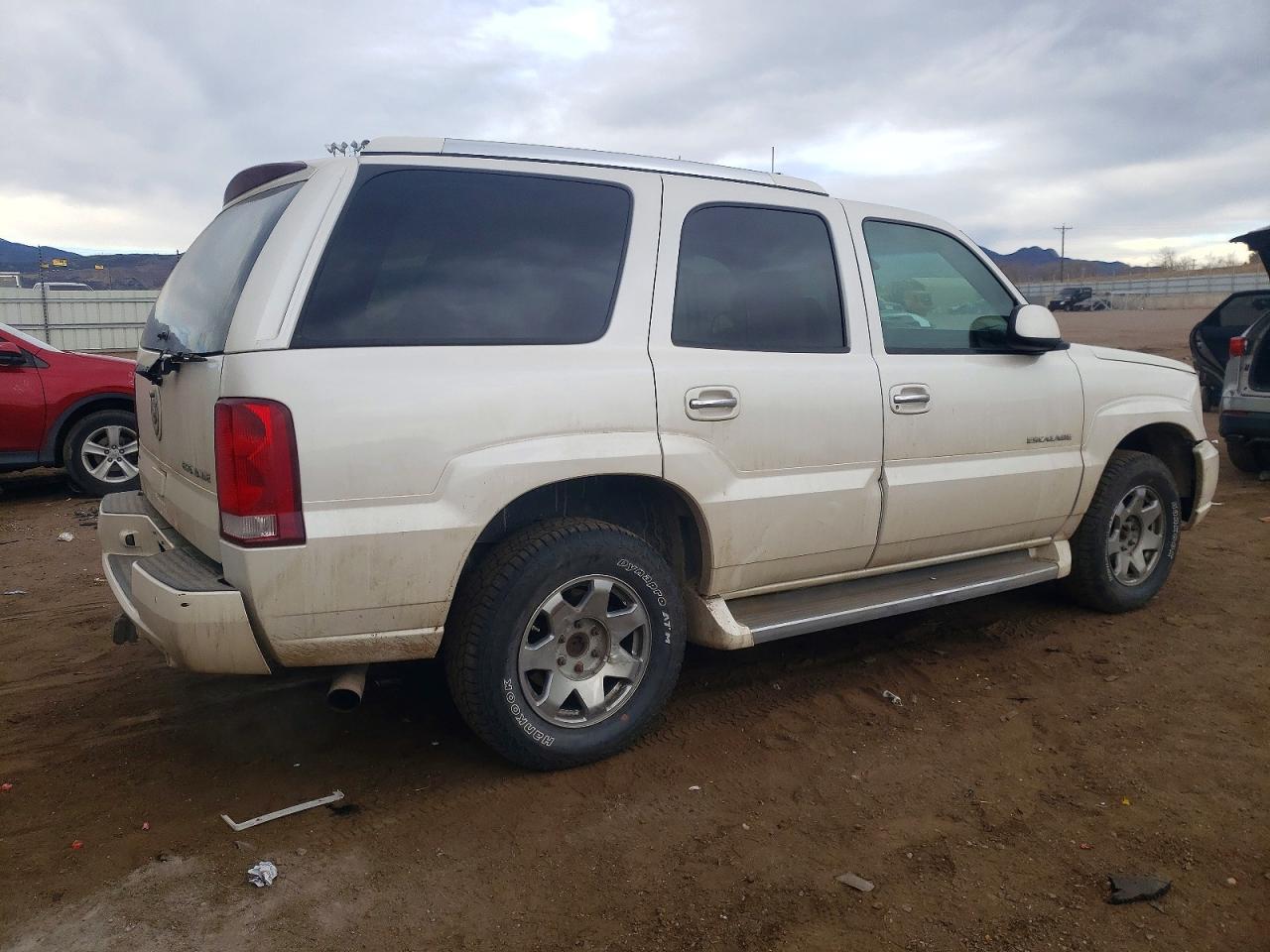 2005 CADILLAC ESCALADE LUXURY photo 5