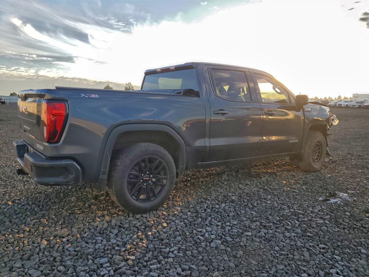 2022 GMC SIERRA LIMITED K1500 ELEVATION photo 3