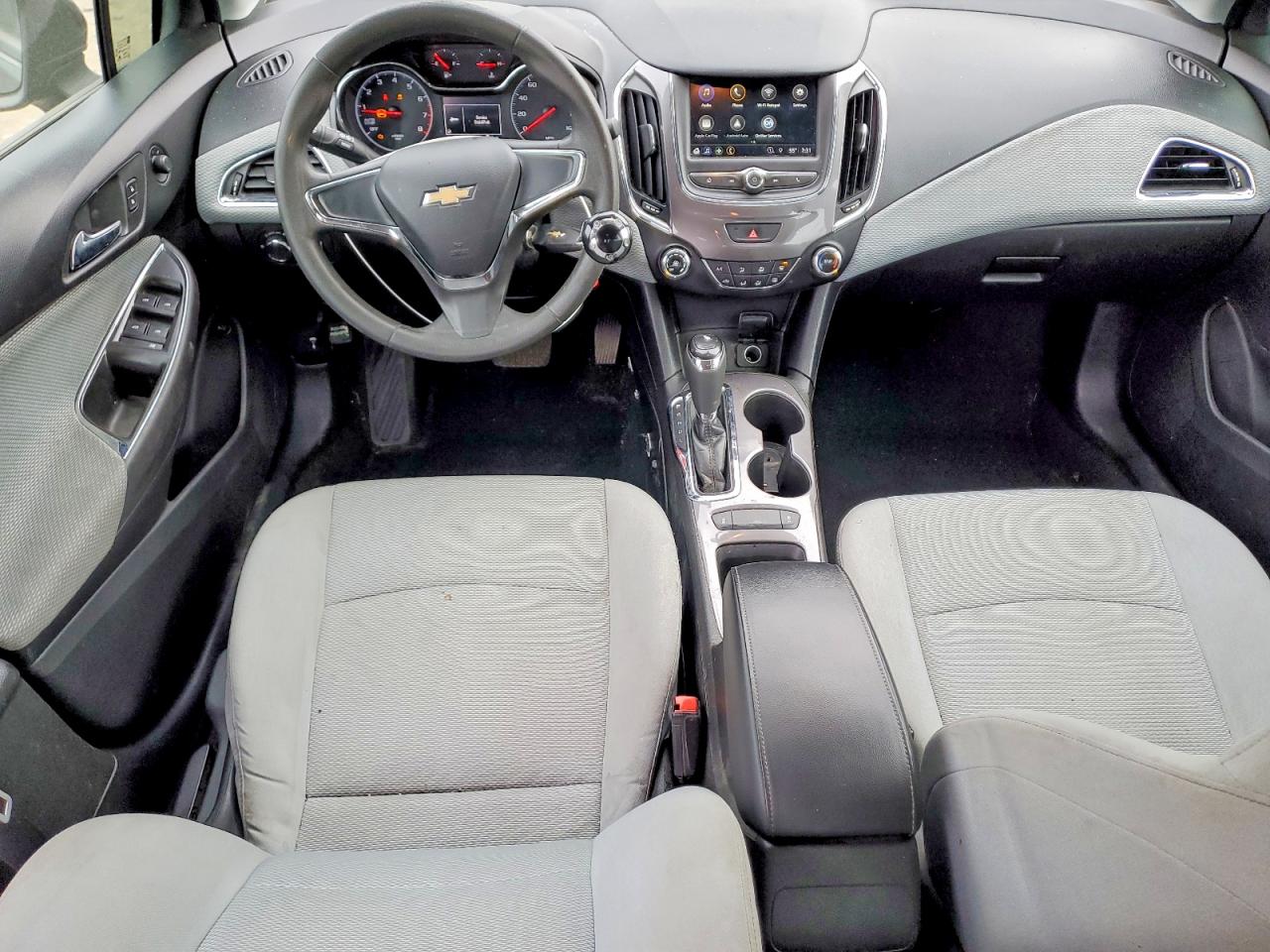 2019 CHEVROLET CRUZE LS photo 8