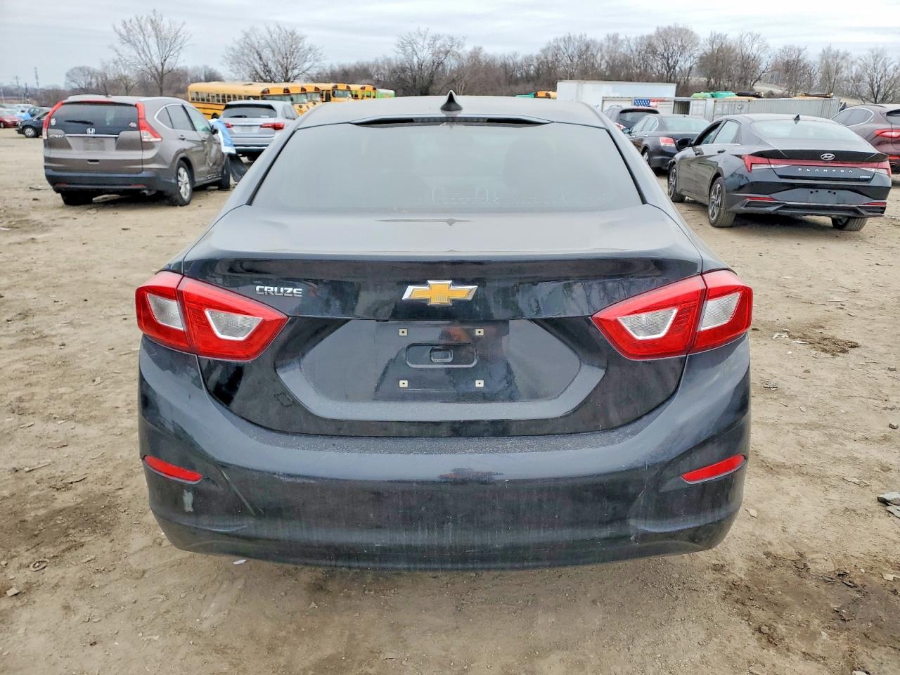 2019 CHEVROLET CRUZE LS photo 6