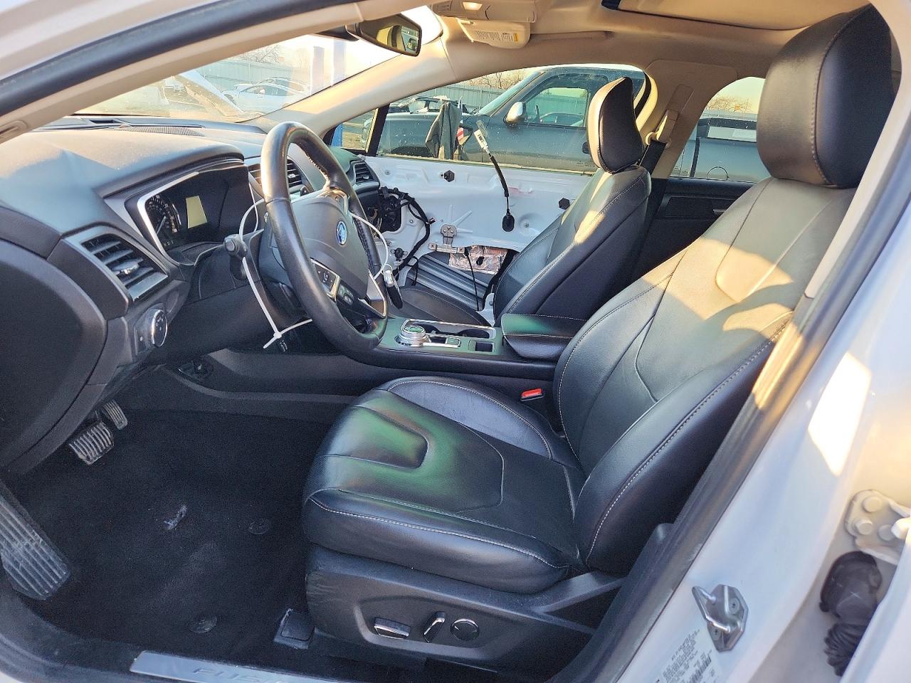 2020 FORD FUSION TITANIUM photo 7