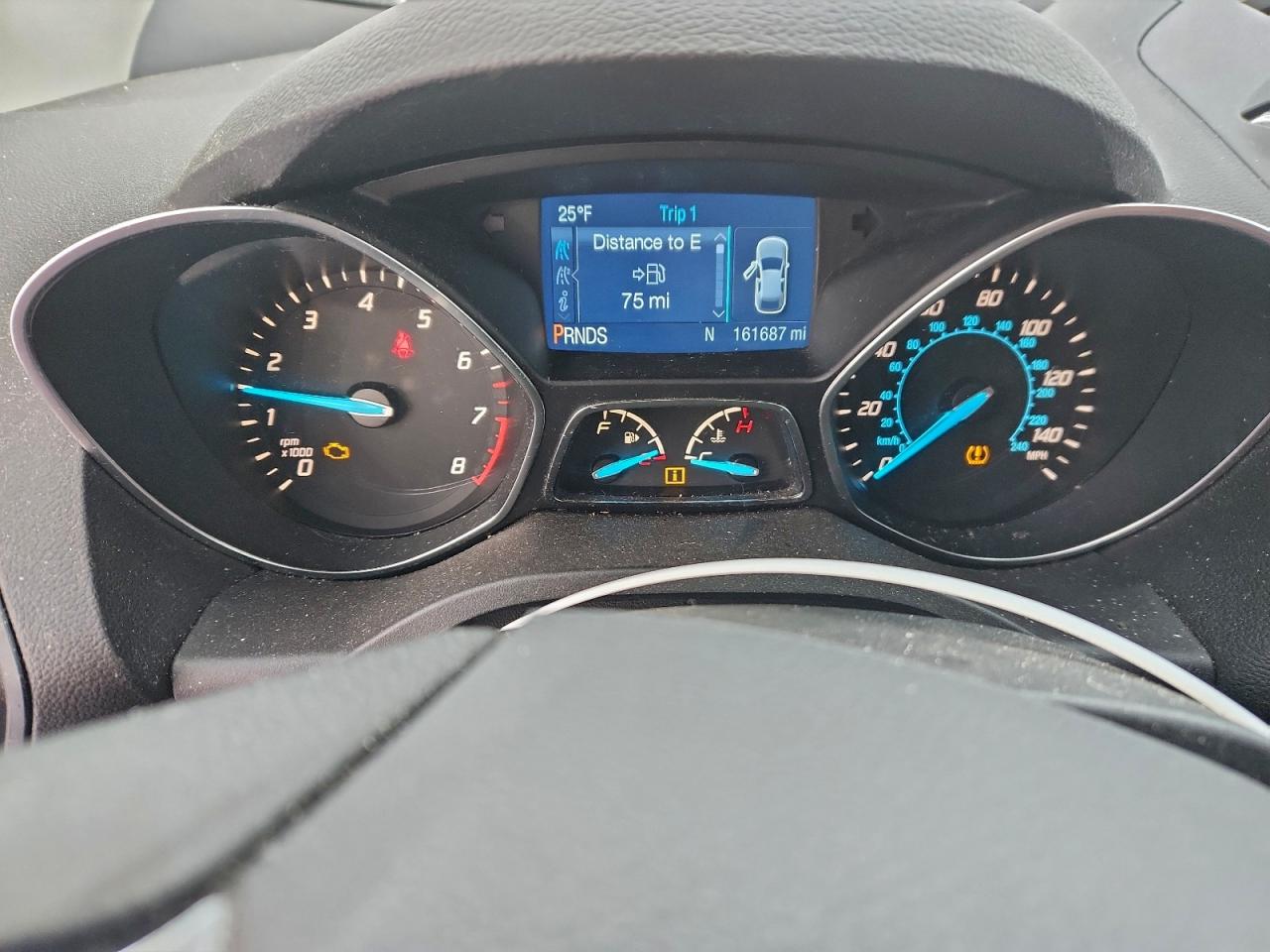 2015 FORD ESCAPE SE photo 9