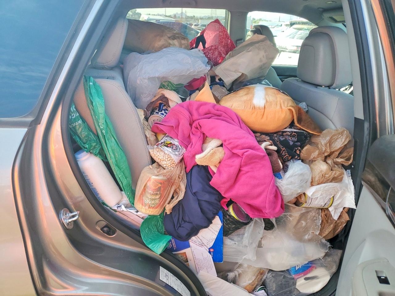 2012 KIA SORENTO BASE photo 28