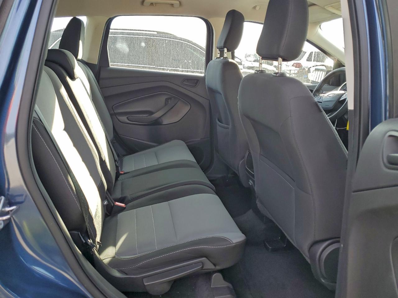 2018 FORD ESCAPE S photo 11