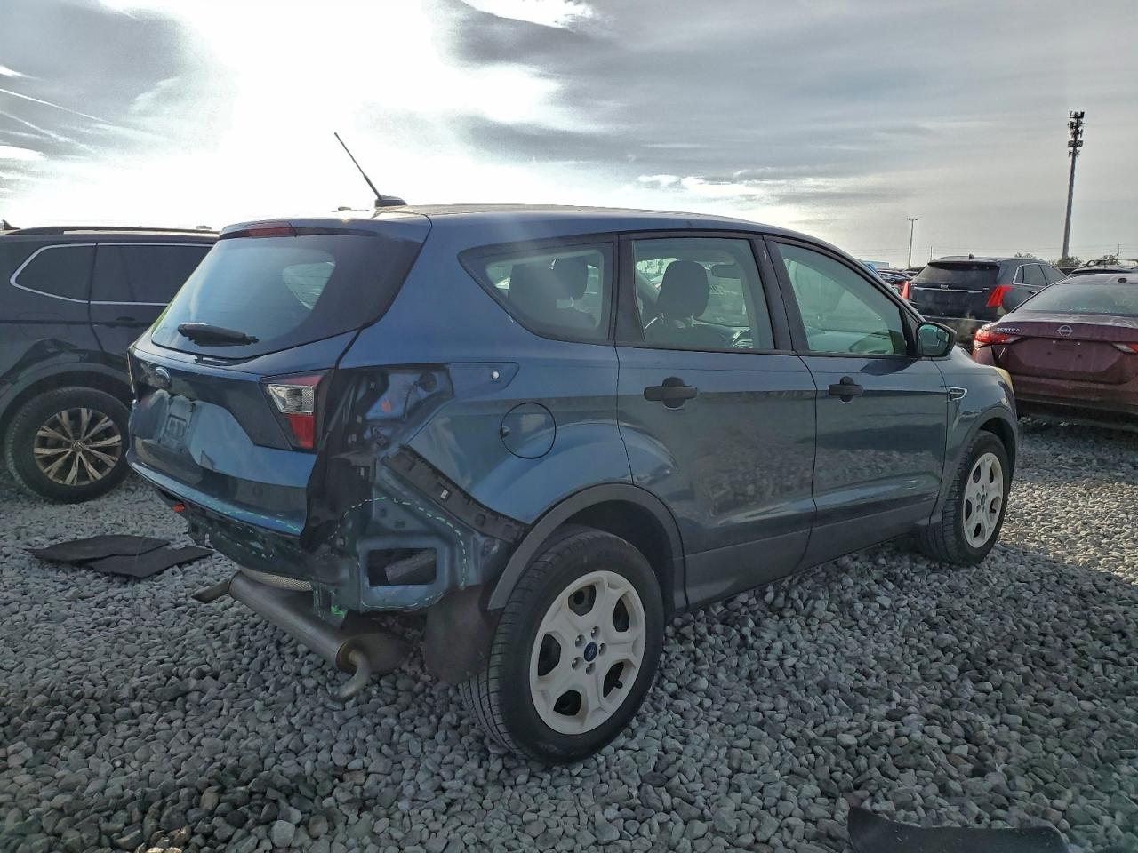2018 FORD ESCAPE S photo 3
