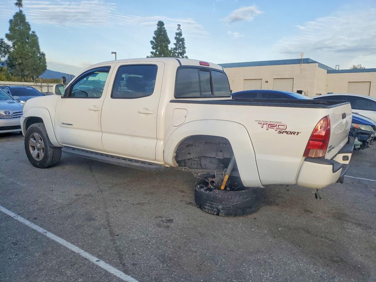 2008 TOYOTA TACOMA DOUBLE CAB PRERUNNER photo 2