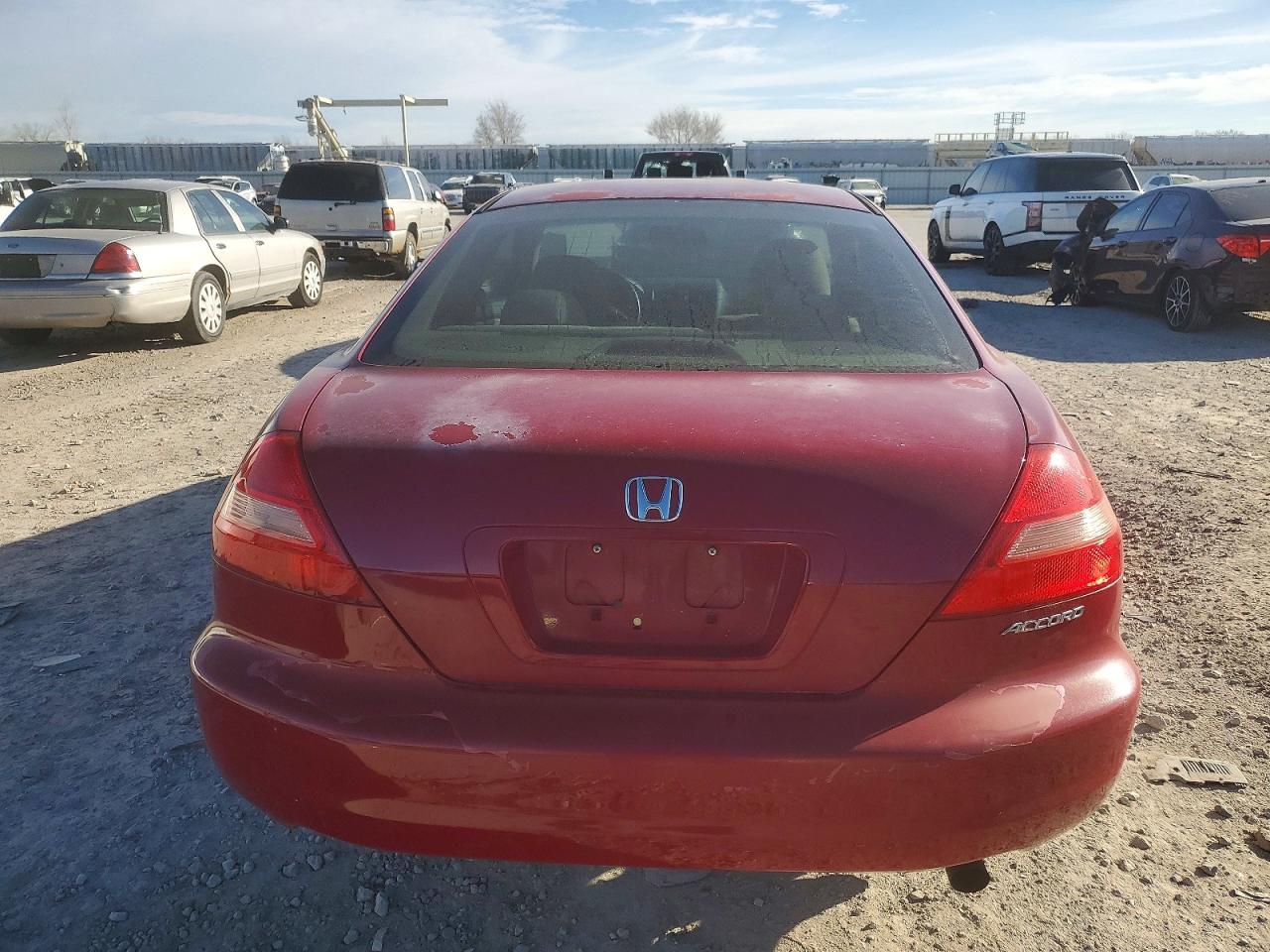2004 HONDA ACCORD LX photo 11