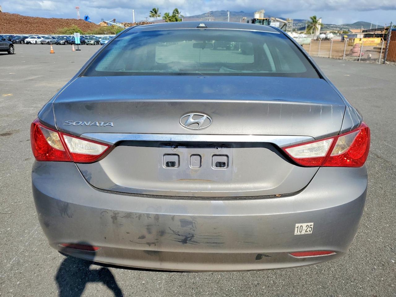2011 HYUNDAI SONATA GLS photo 11