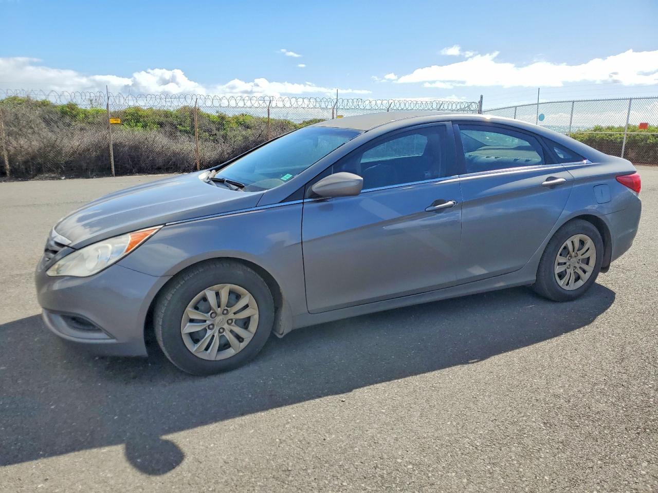 2011 HYUNDAI SONATA