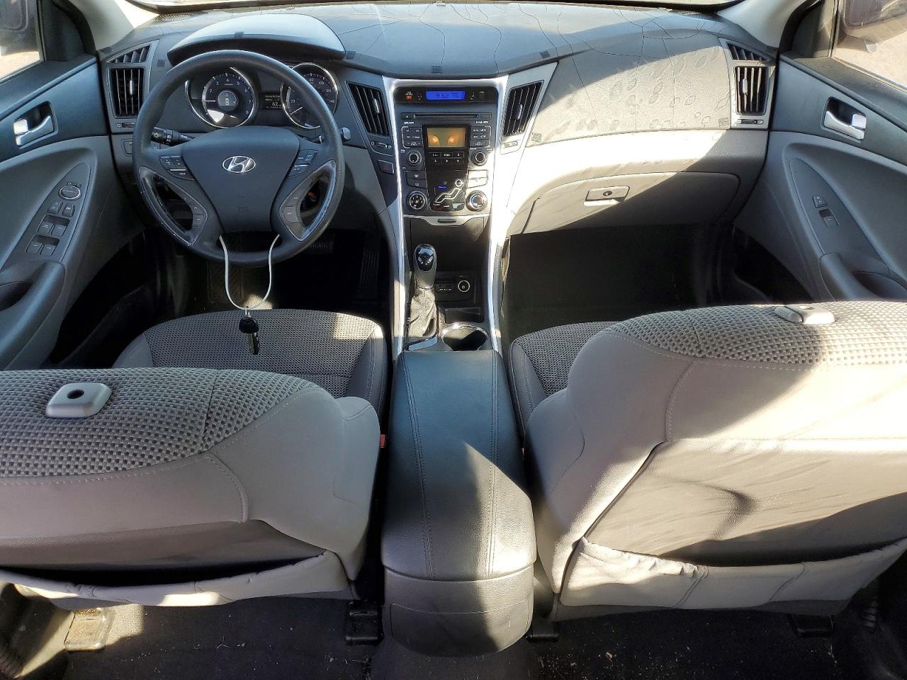 2011 HYUNDAI SONATA GLS photo 15