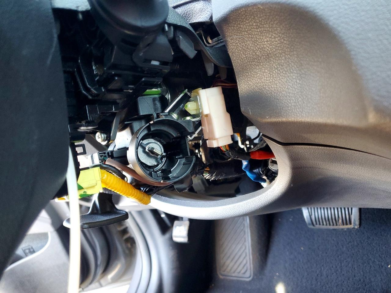 2011 HYUNDAI SONATA GLS photo 23