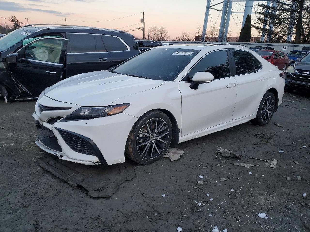 2023 TOYOTA CAMRY