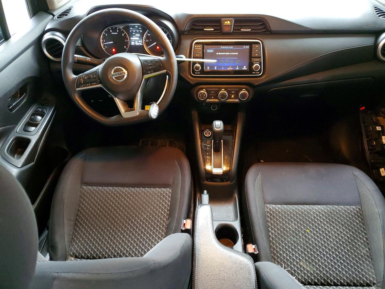 2020 NISSAN VERSA S photo 8