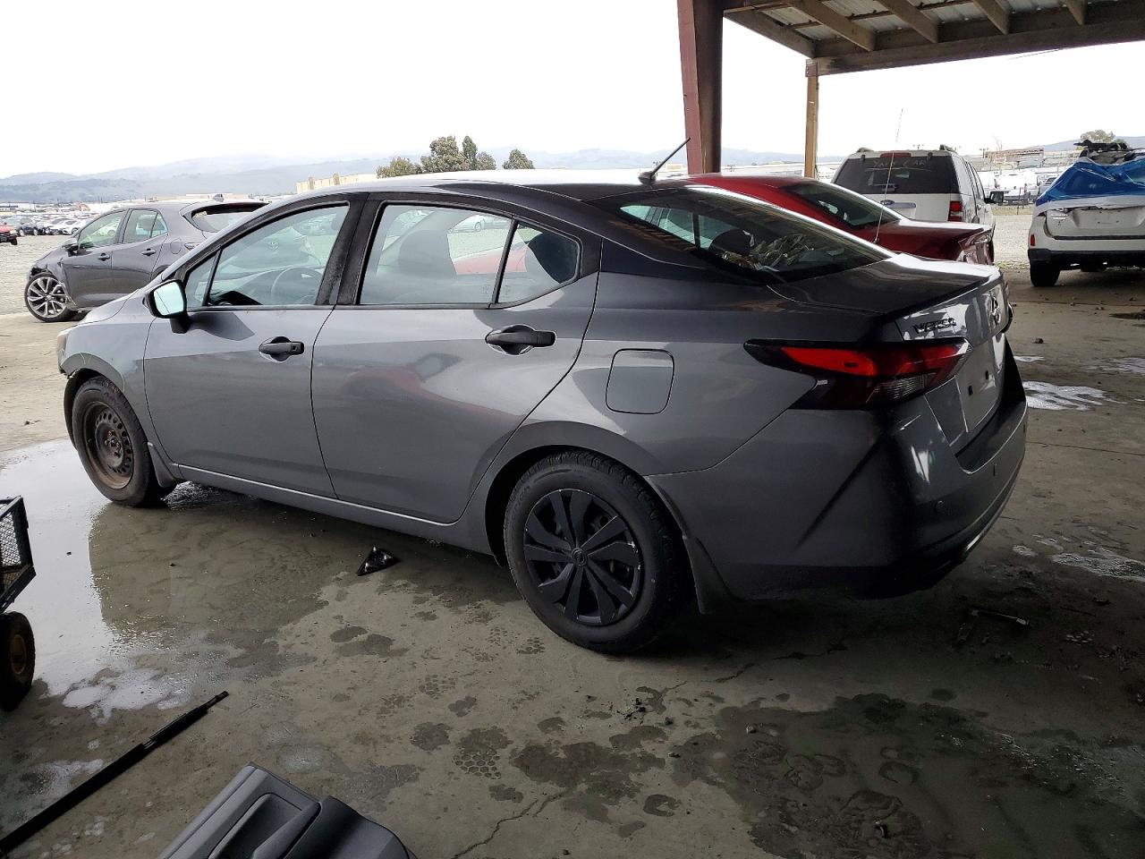 2020 NISSAN VERSA S photo 2