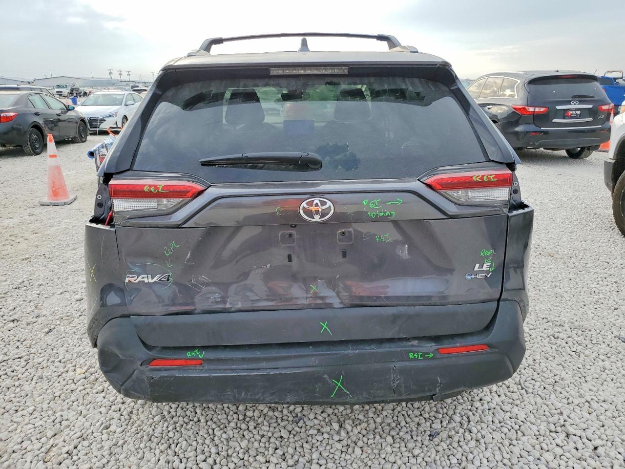 2025 TOYOTA RAV4 LE photo 16