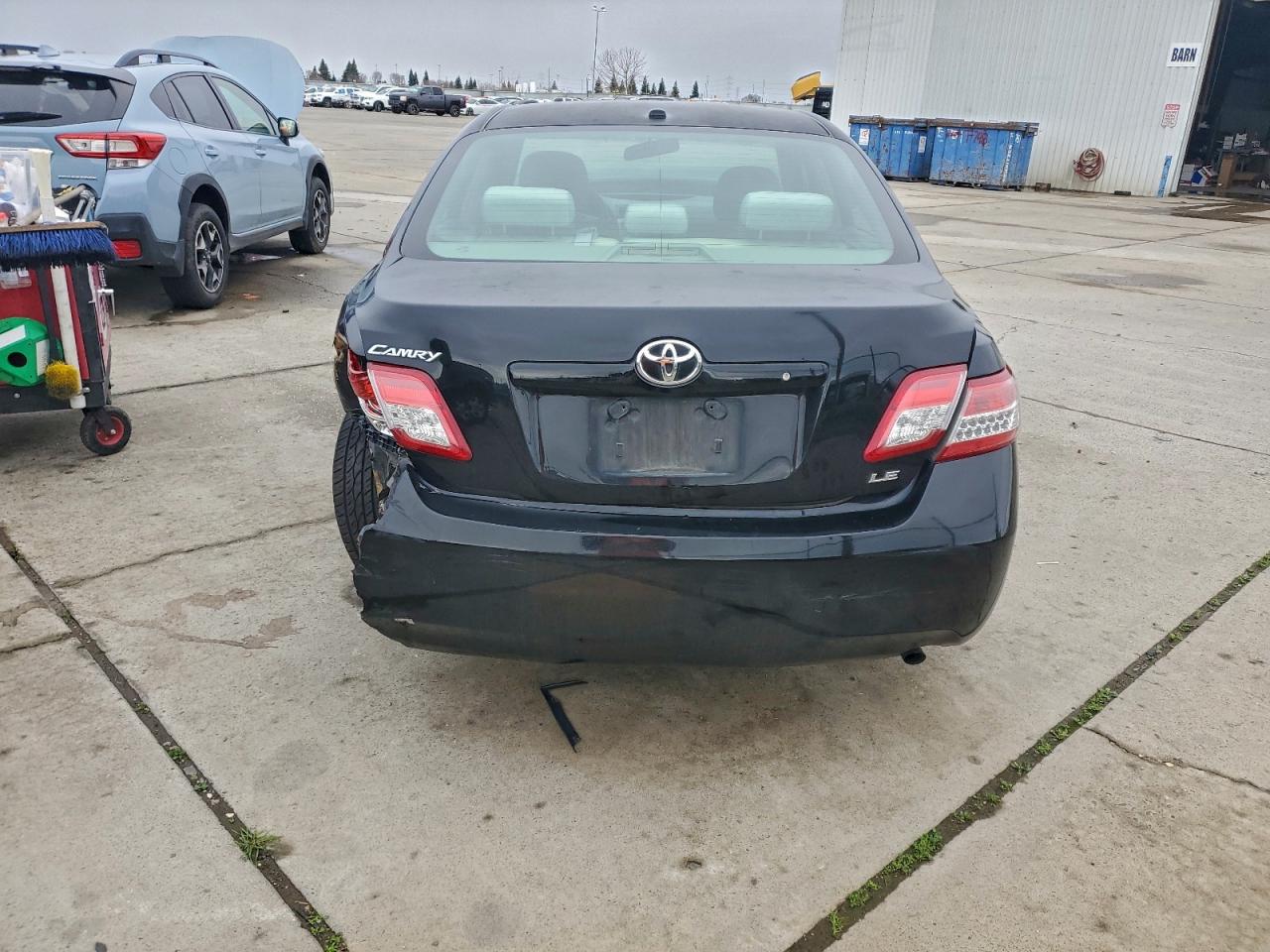 2011 TOYOTA CAMRY BASE photo 6