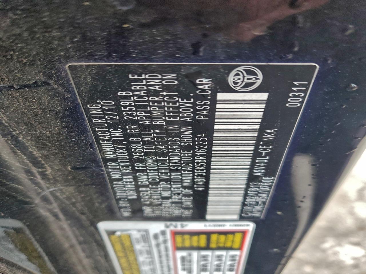 2011 TOYOTA CAMRY BASE photo 12
