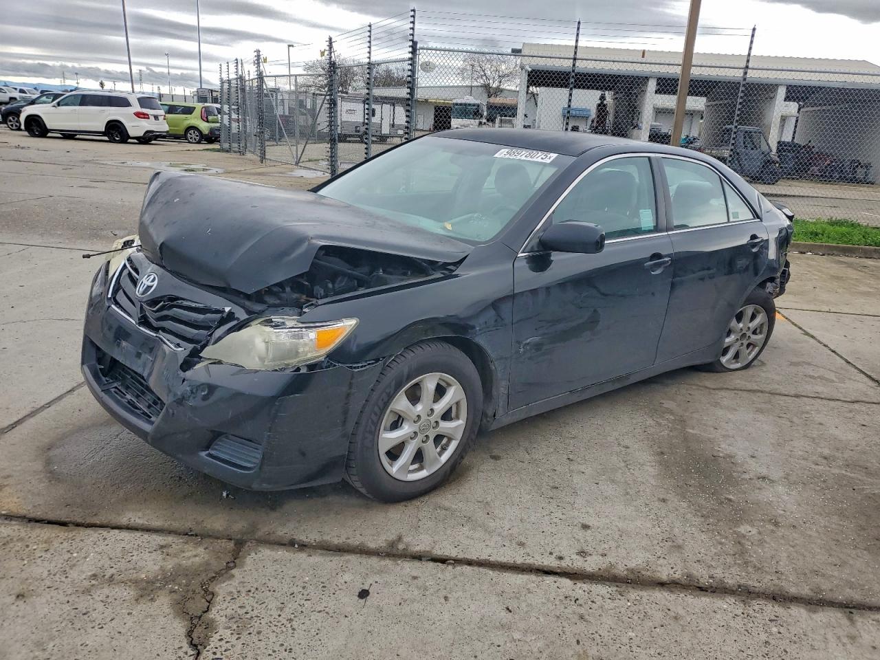 2011 TOYOTA CAMRY