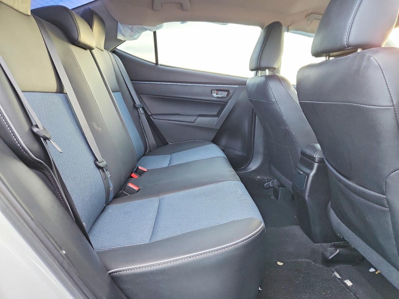 2014 TOYOTA COROLLA L photo 28