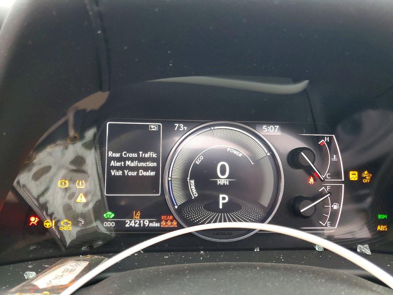 2020 LEXUS ES 300H photo 9