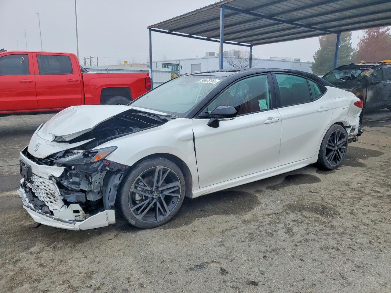 2025 TOYOTA CAMRY