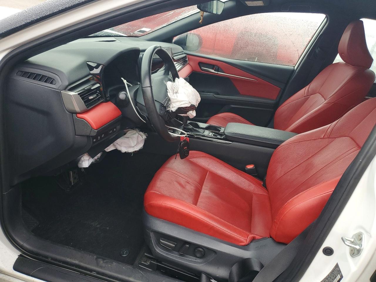 2025 TOYOTA CAMRY XSE photo 19