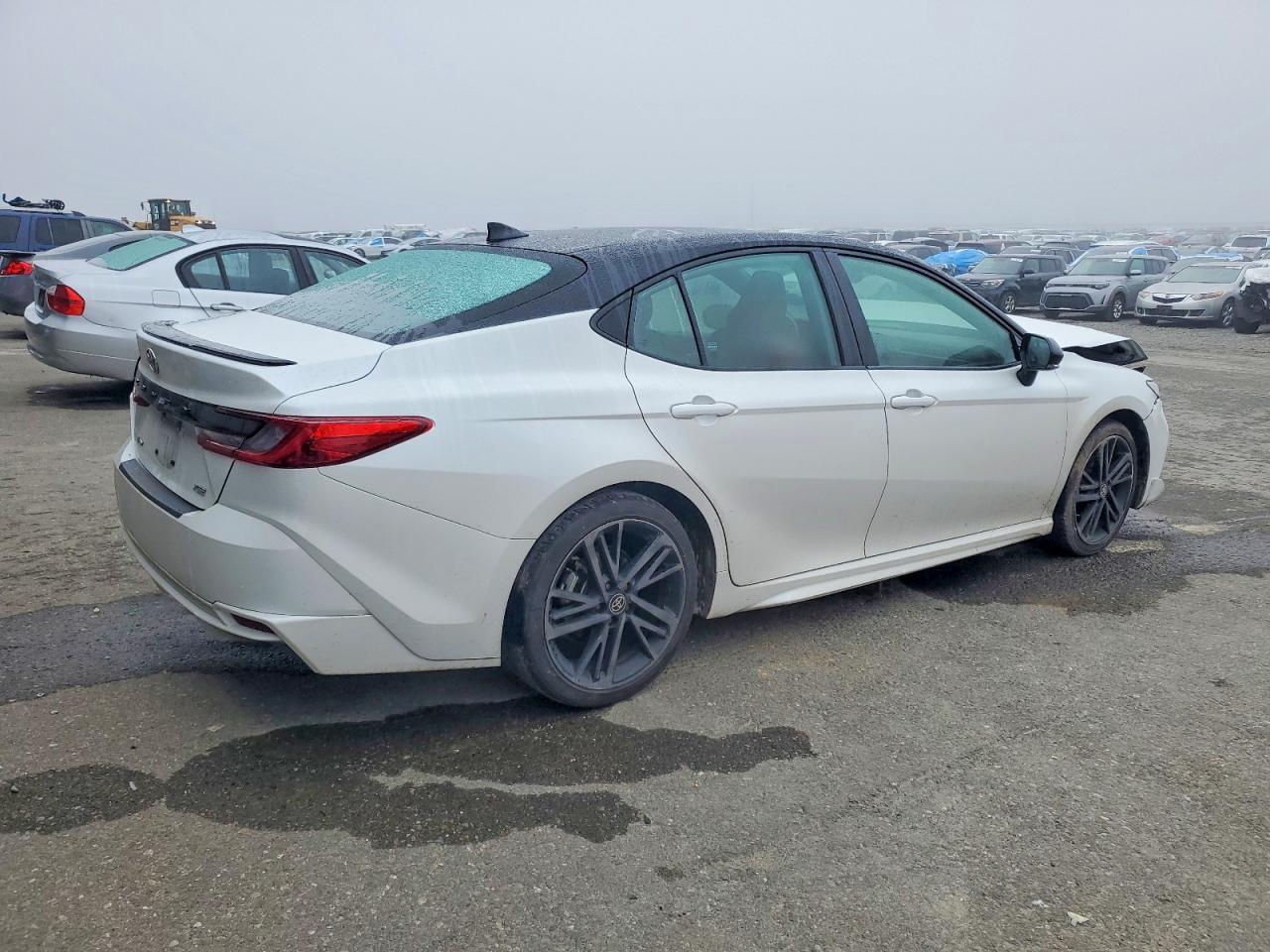 2025 TOYOTA CAMRY XSE photo 7