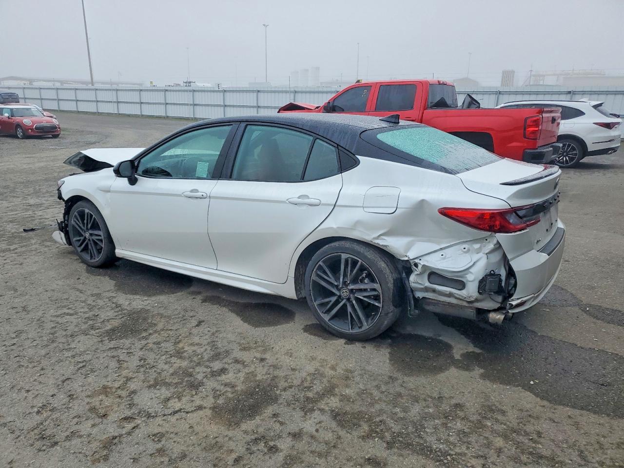 2025 TOYOTA CAMRY XSE photo 4