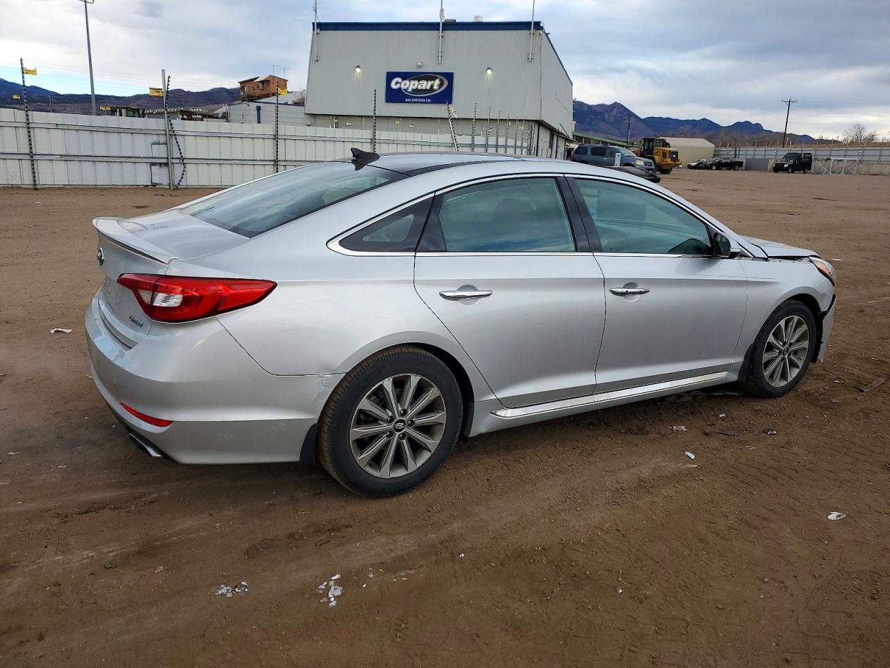 2016 HYUNDAI SONATA SPORT photo 3