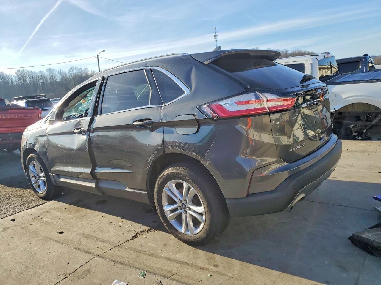 2019 FORD EDGE SEL photo 2
