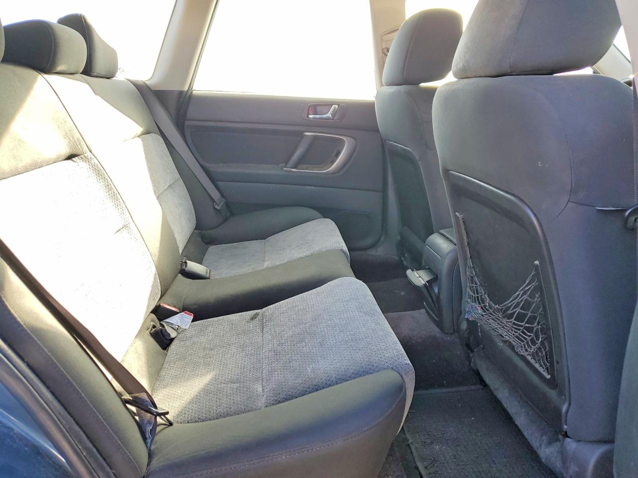 2006 SUBARU OUTBACK photo 11