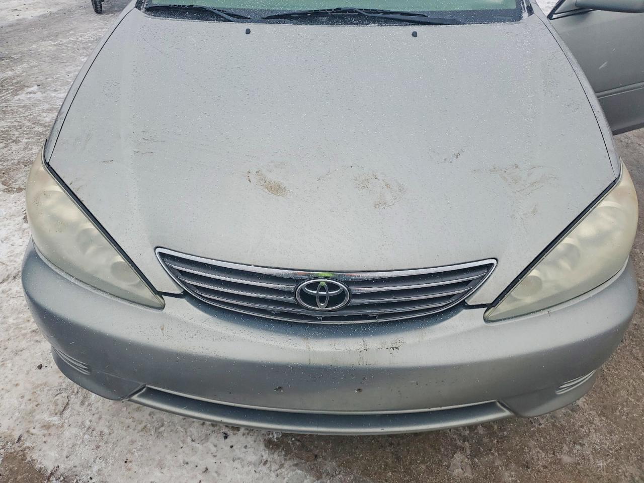 2005 TOYOTA CAMRY LE photo 11