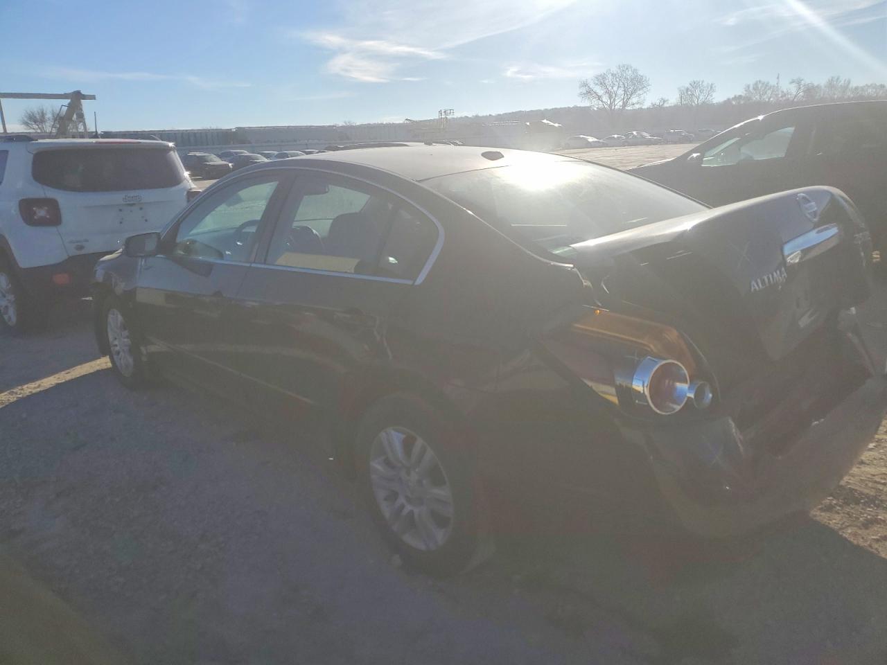 2012 NISSAN ALTIMA BASE photo 2