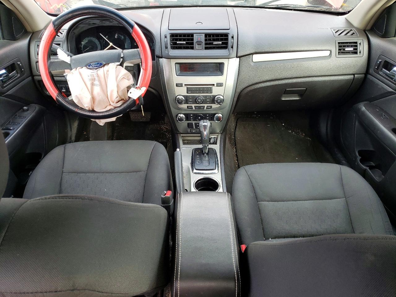 2011 FORD FUSION SE photo 15