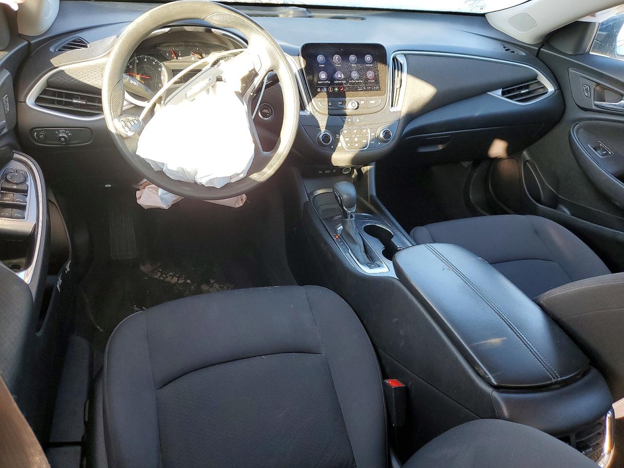 2022 CHEVROLET MALIBU LT photo 8