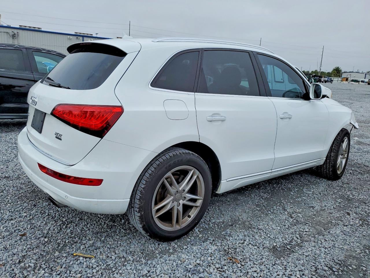 2016 AUDI Q5 PREMIUM PLUS photo 3
