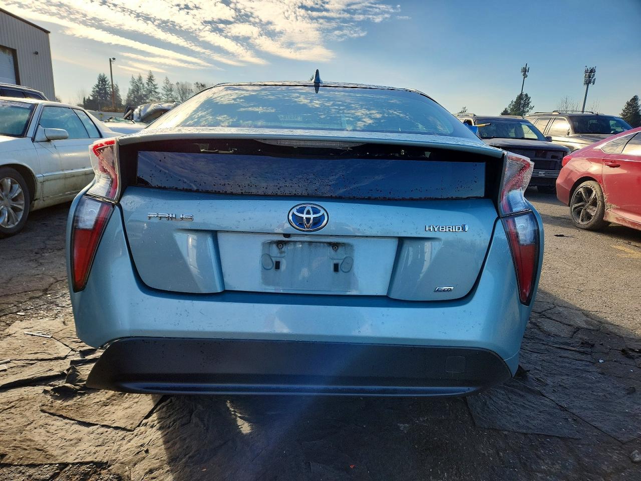 2016 TOYOTA PRIUS photo 6
