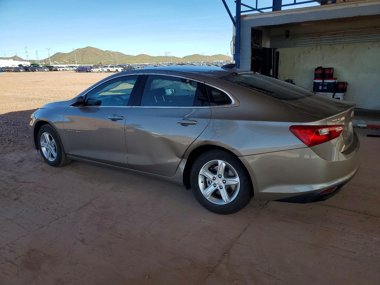 2024 CHEVROLET MALIBU LS photo 4
