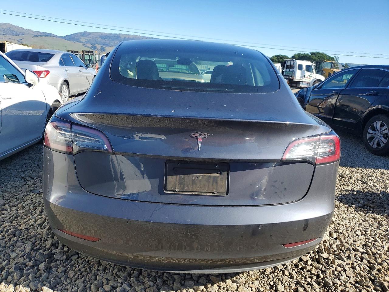 2022 TESLA MODEL 3 photo 11