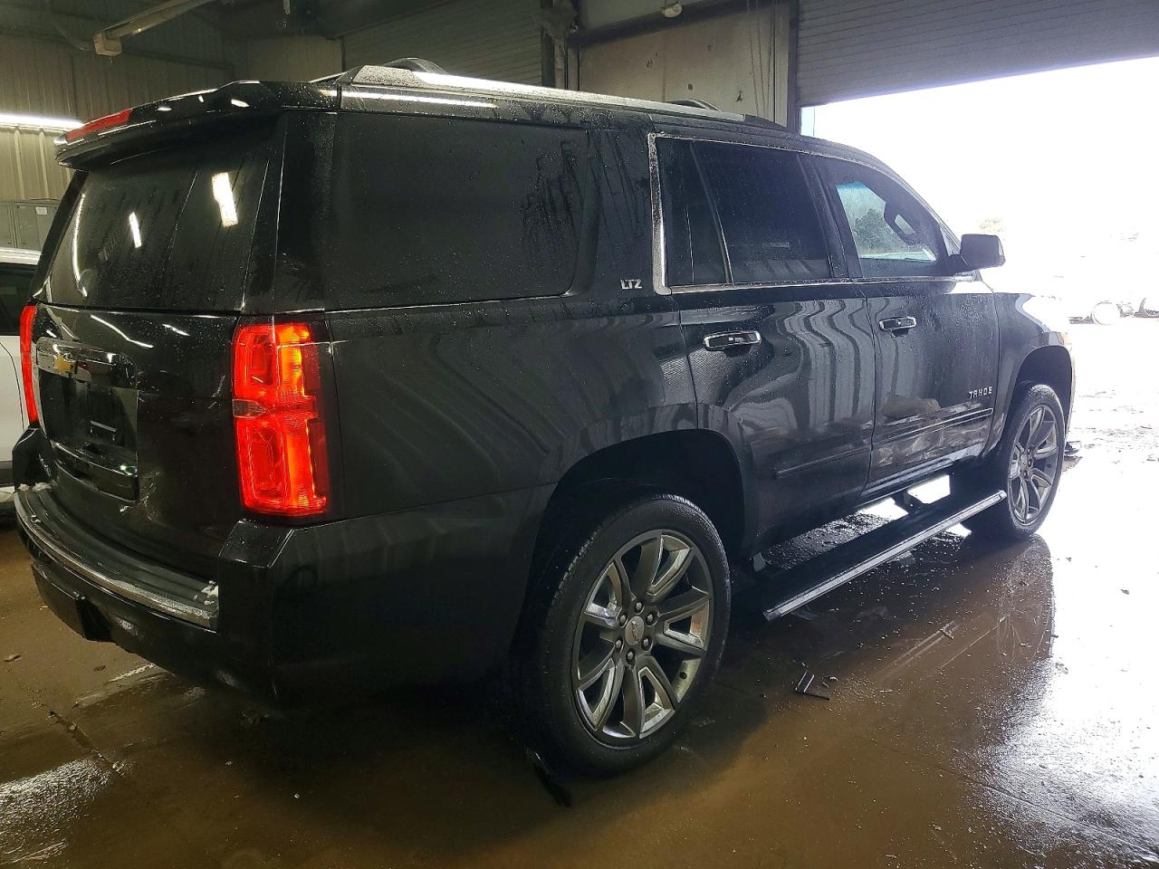 2015 CHEVROLET TAHOE K1500 LTZ photo 3
