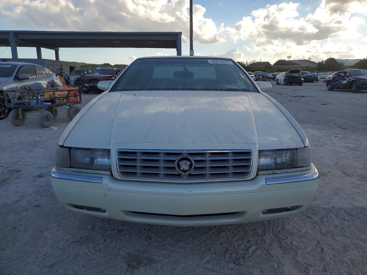 2001 CADILLAC ELDORADO ESC photo 5